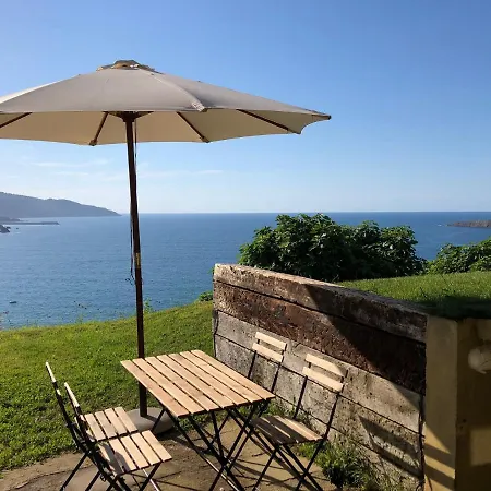 Adosado En La Costa Con Excelentes Vistas Al Estuario De Urdaibai